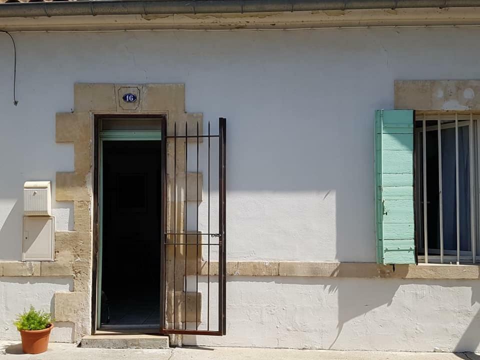 Jolie Petite Maison Idealement Situee Арль Экстерьер фото