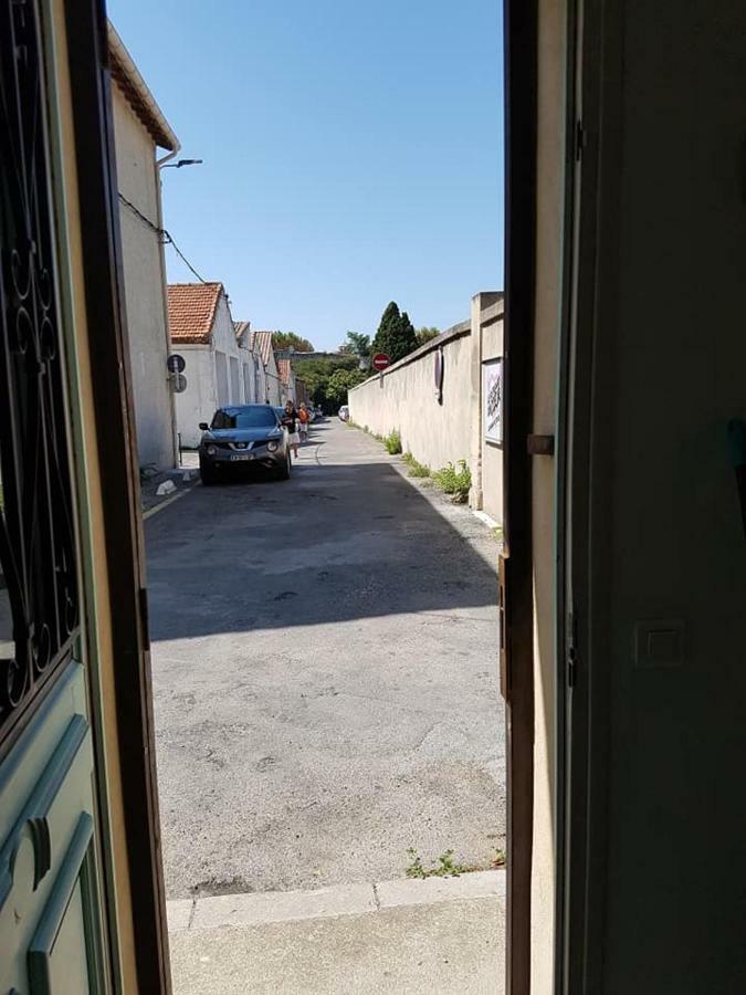 Jolie Petite Maison Idealement Situee Арль Экстерьер фото